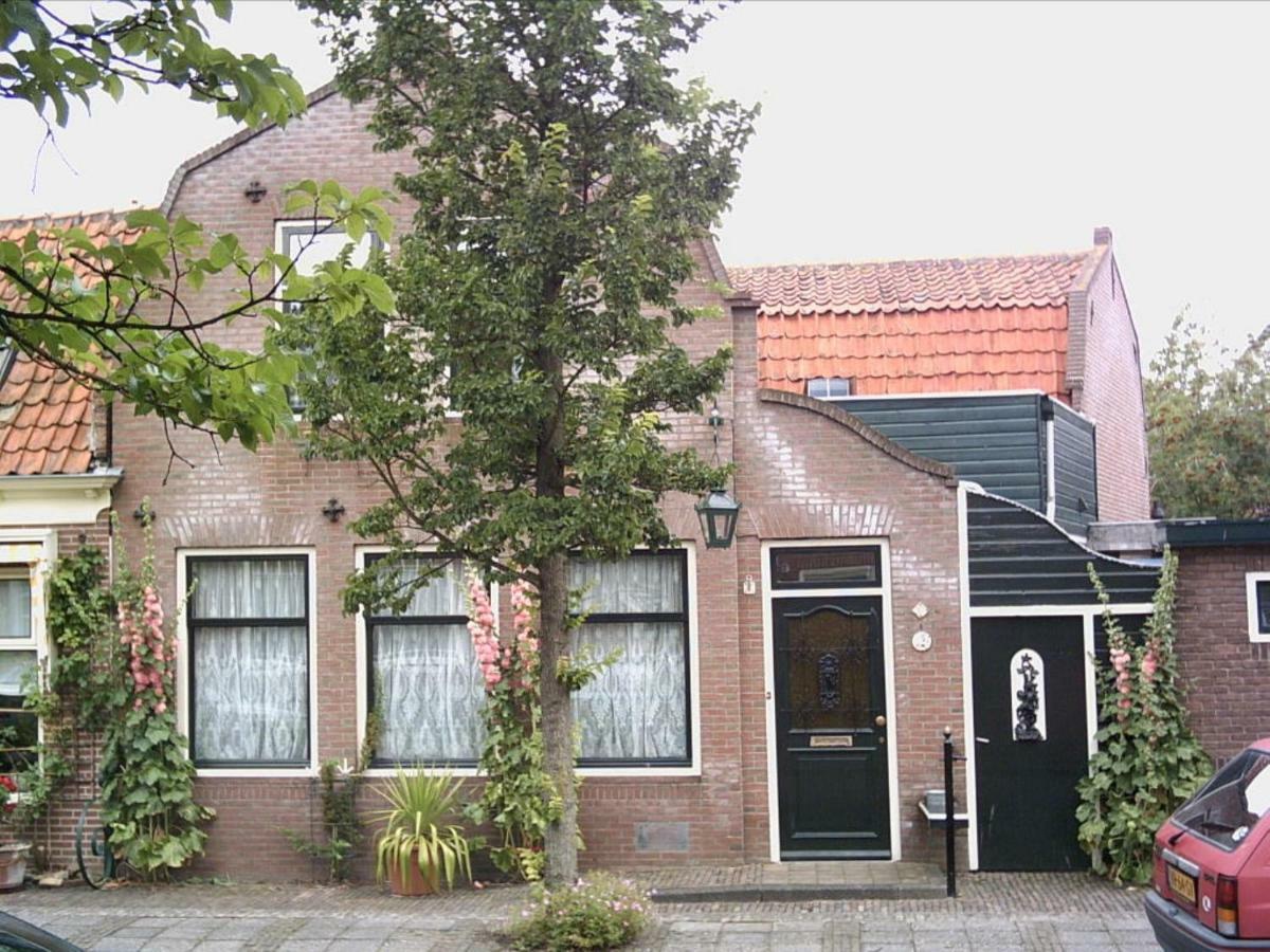 Karnemelkhuys Bed and Breakfast Enkhuizen Exteriör bild